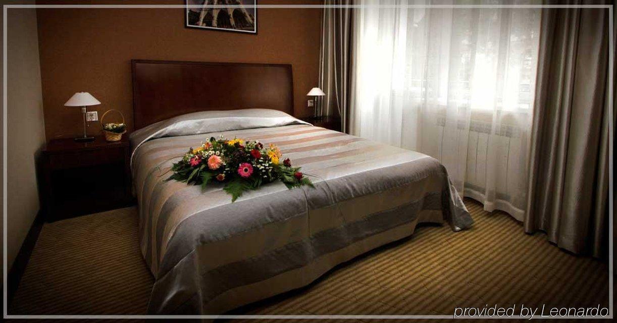 Voyage Hotel Almaty Chambre photo